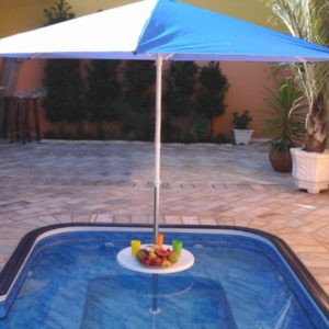 Mesa plástica com Tubo 1.1/2" em Inox com Encaixe para Ombrelone